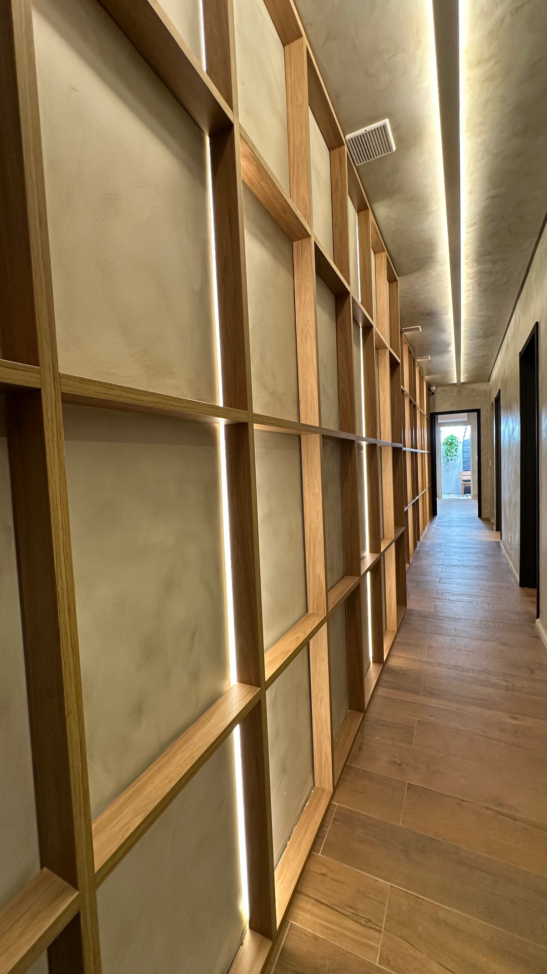 Florah — view 6